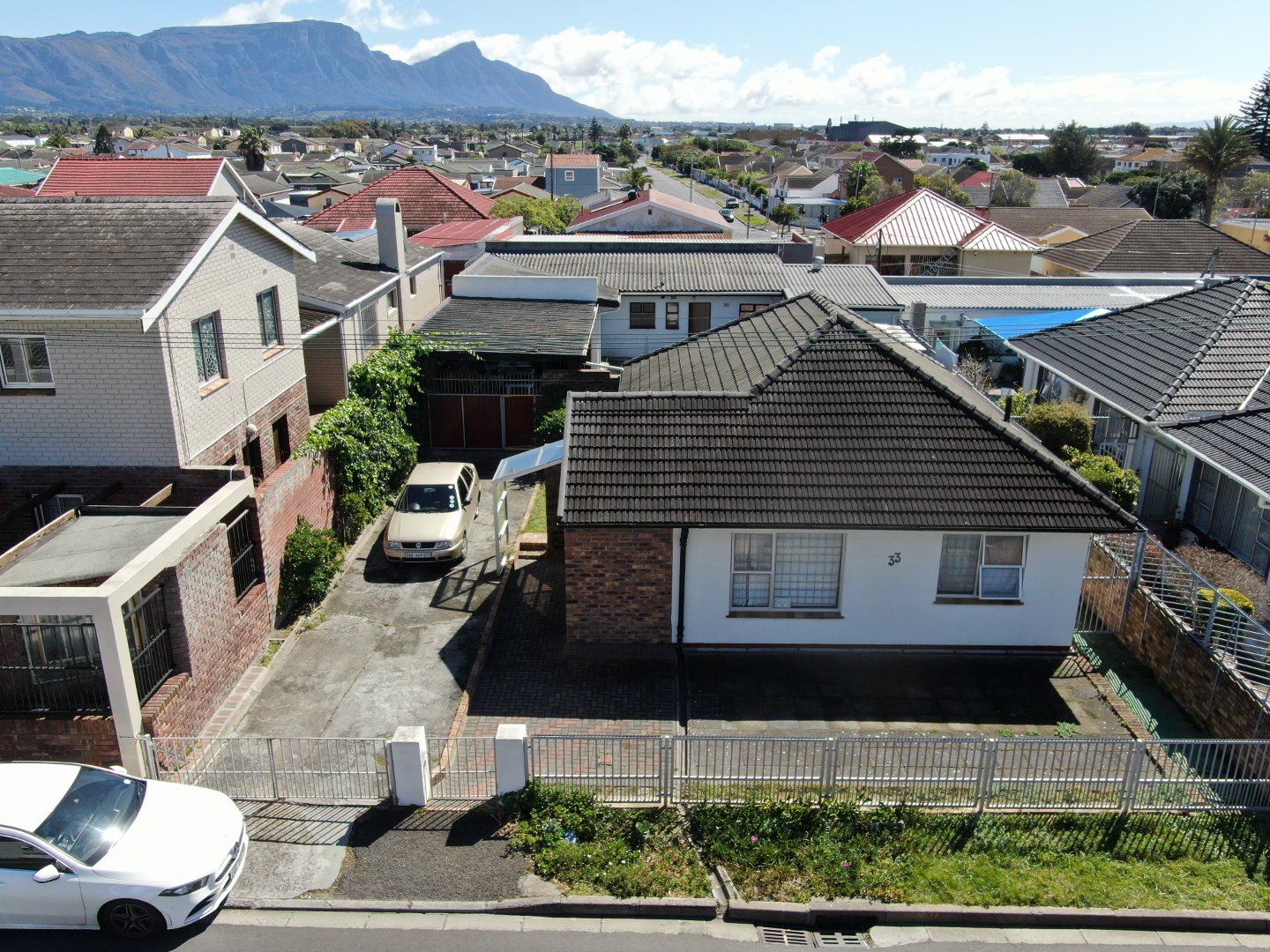 3 Bedroom Property for Sale in Goodwood Central Western Cape